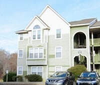 Building Photo - 962-6 Stewarts Creek Dr