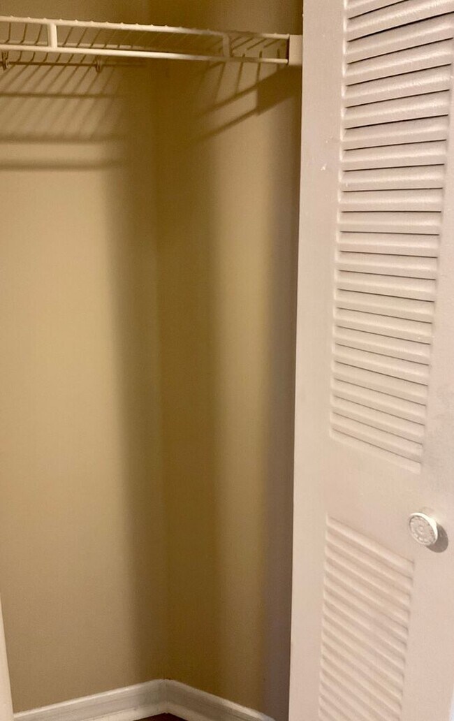 Building Photo - The Grand Isles - Key Lago