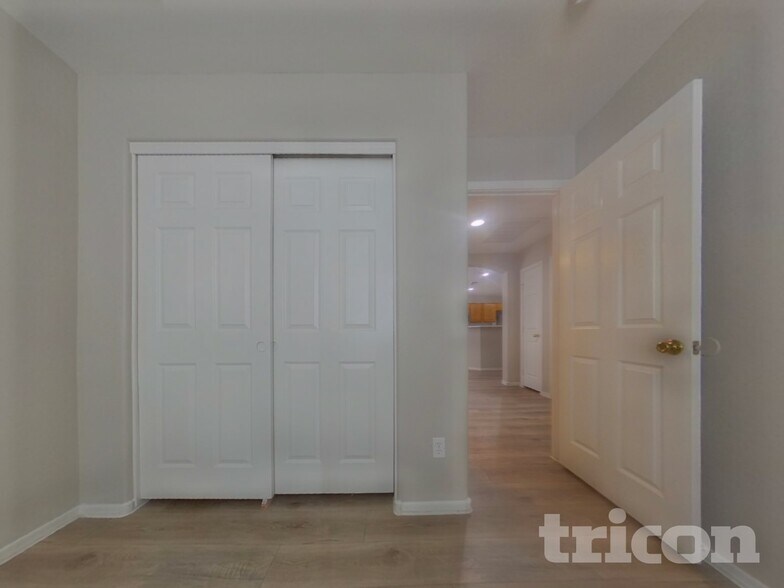 Building Photo - 17271 W Ashley Dr