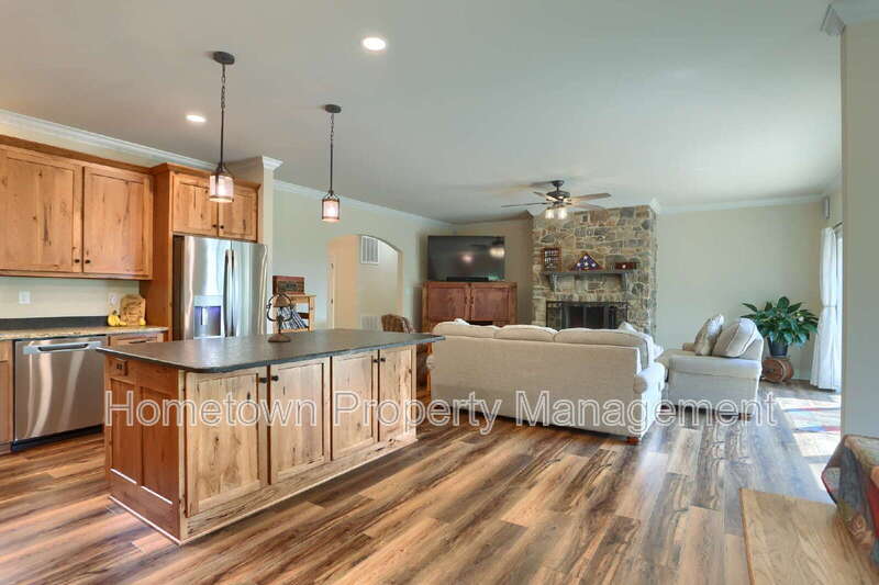 Building Photo - 11409 Weatherstone Dr