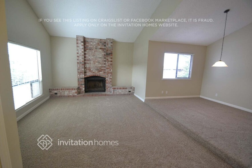 Building Photo - 2852 Londonderry Dr