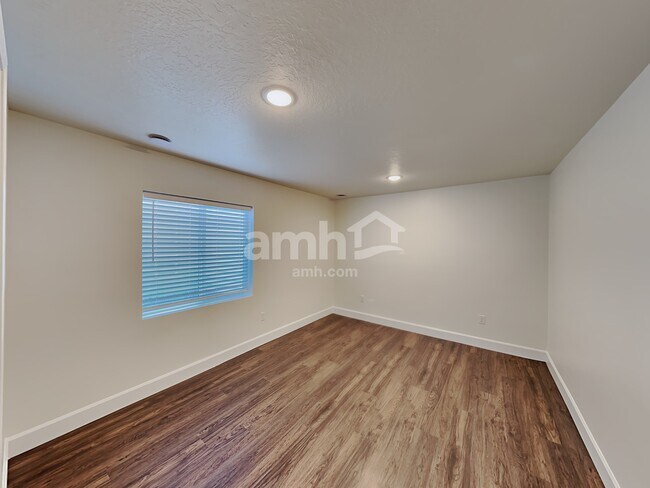 Building Photo - 288 Allen Ln