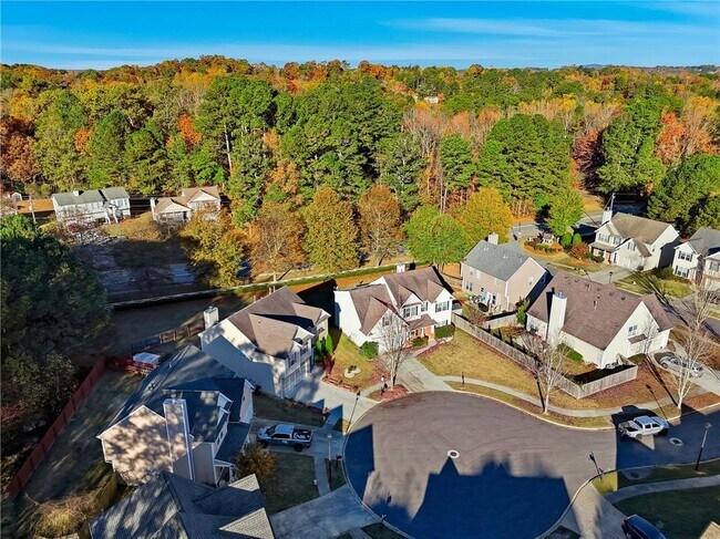 Building Photo - 5670 Winter Bluff Way NE