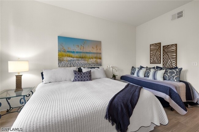 Building Photo - 9050 Las Maderas Dr