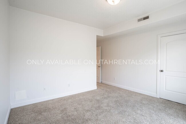 Building Photo - 181 N 1200 W