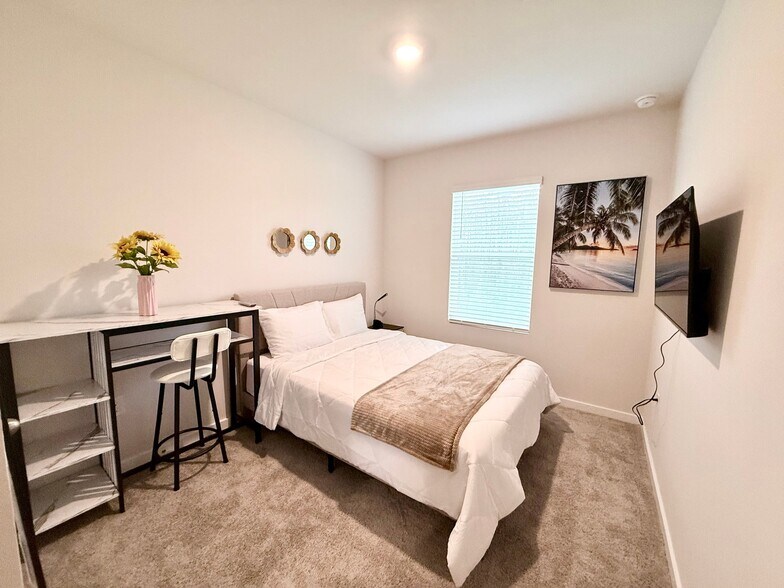 Building Photo - 8417 Everly Preserve Dr