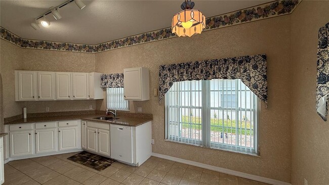Building Photo - 137 Ridge View Dr
