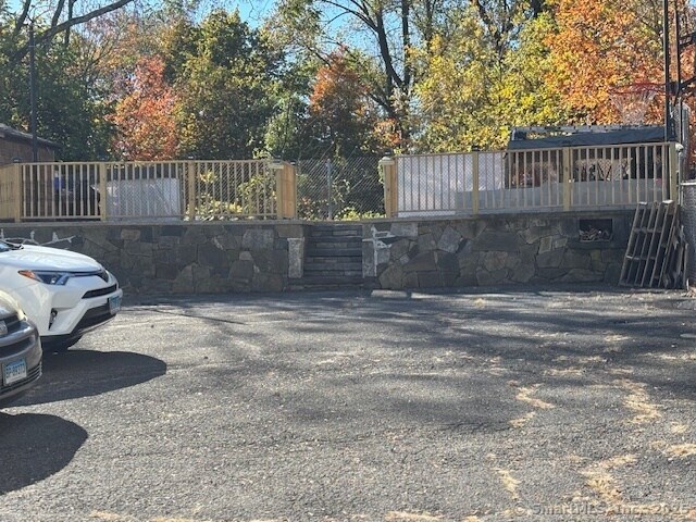 Building Photo - 111 Parkview Ave