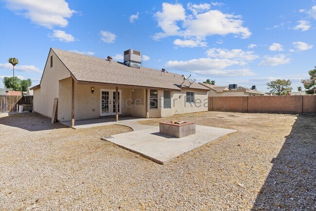 Building Photo - 7737 W Hazelwood St