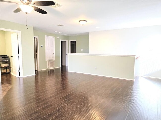 Building Photo - 530 Blue Sage
