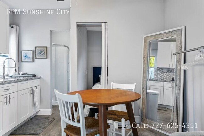 Building Photo - 5408 5th Ave N