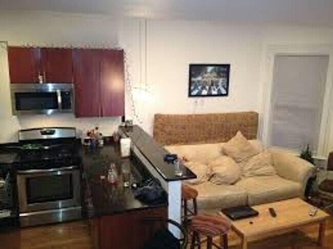 Building Photo - Convenient  Mission Hill Location, In-Unit Washer and Dryer, Eat-in Kitchen, Big Bedrooms