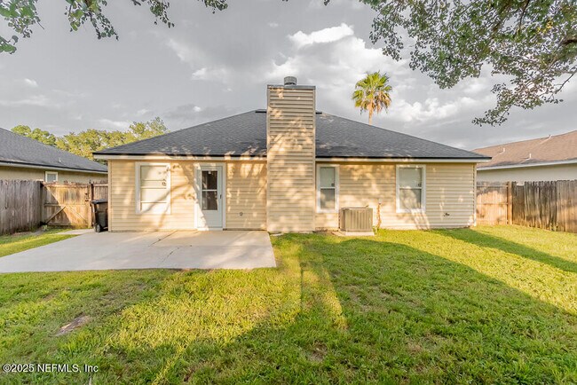 Building Photo - 326 Wildberry Ct
