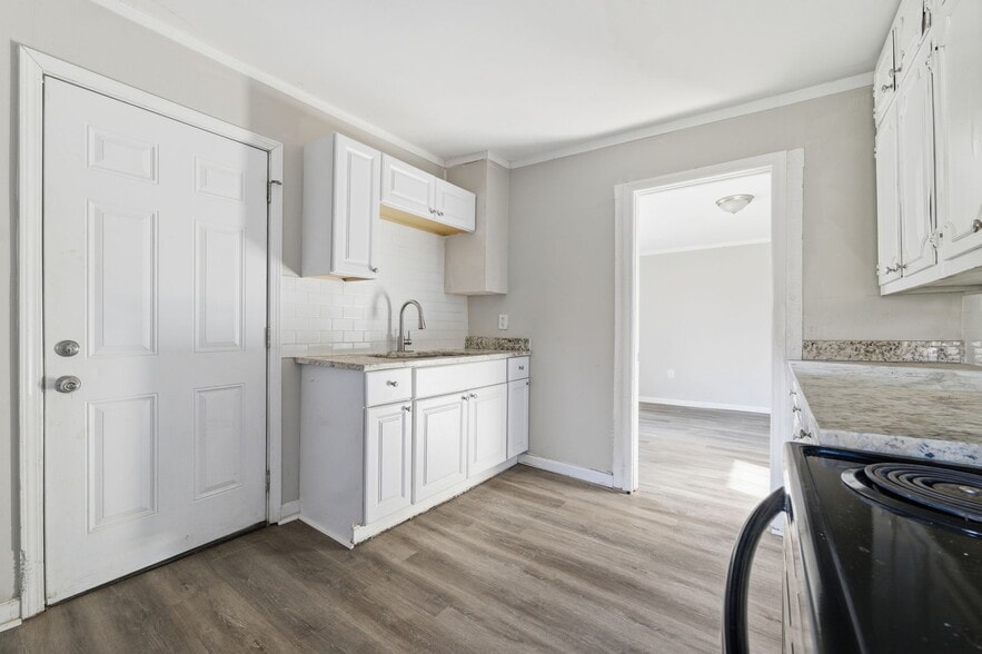 Building Photo - 320 Old Pne Hl Rd