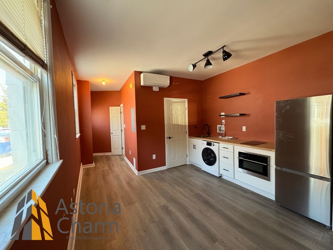 Building Photo - One month free with 13 month lease. $250 I...