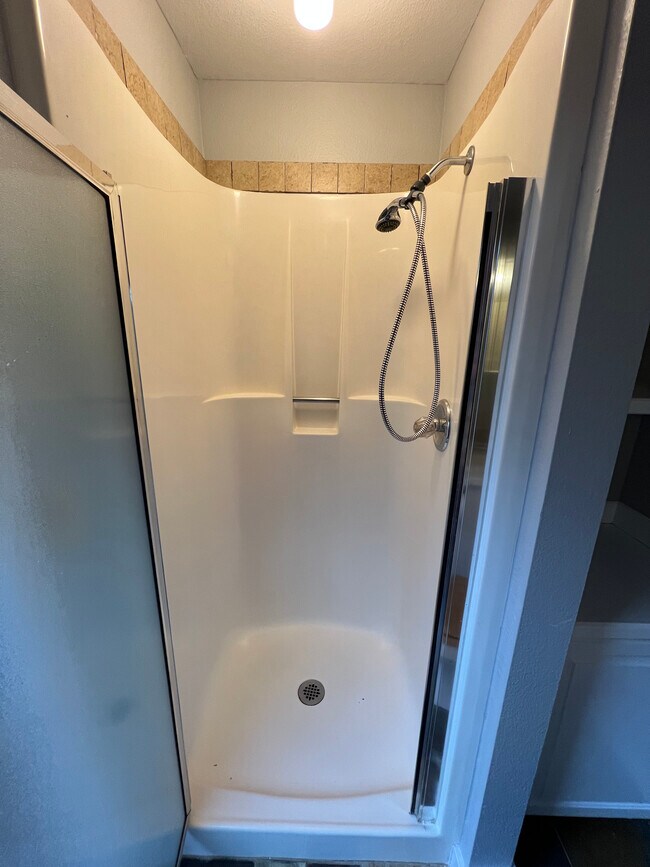 Bathroom 2 - 9635 NW Skyline Blvd