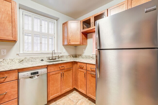 Building Photo - 3855 Rodman St NW