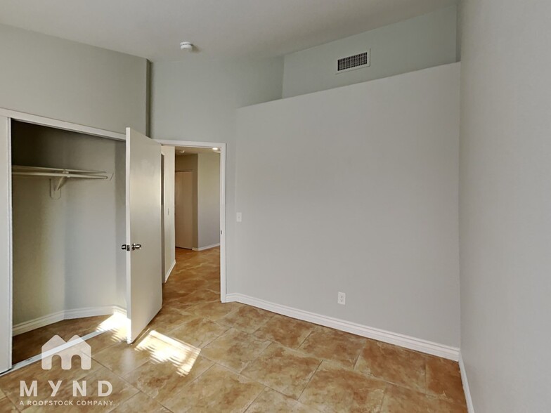 Building Photo - 2759 Terrace Stream Ct