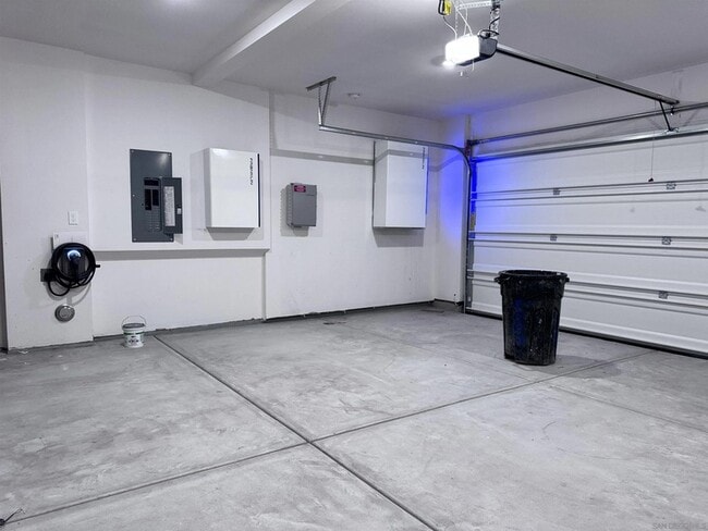 Building Photo - 12045 Sienna Ln