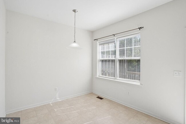 Building Photo - 151 Tidbury Crossing