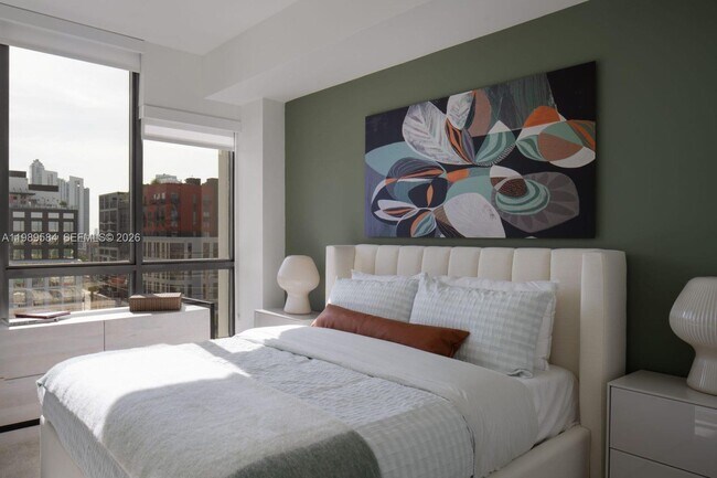 Building Photo - 2200 NW 1st Ave