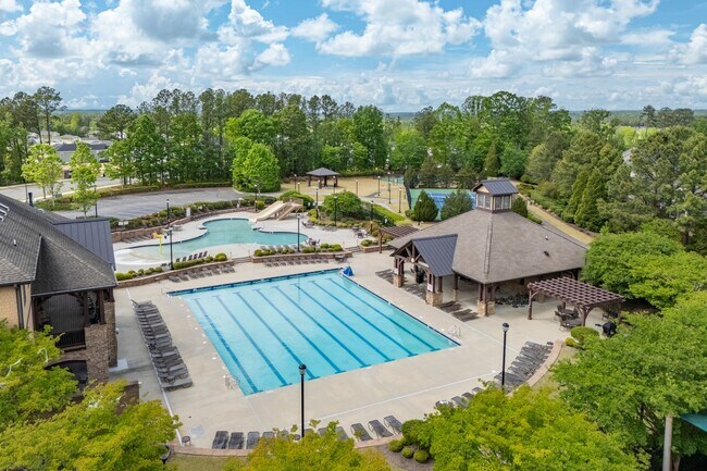 Building Photo - Beautiful 3-Bedroom Townhome in North Raleigh