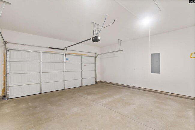 Building Photo - 1021 Skidaway Dr