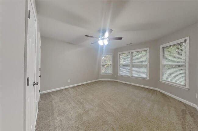 Building Photo - 4570 Thicket Trail