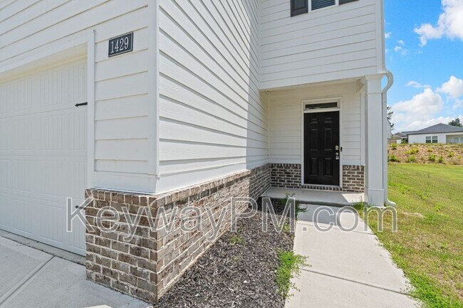Building Photo - 1429 Deer Hollow Run