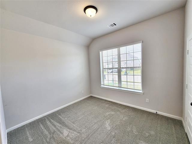 Building Photo - 2034 Clearwater Way