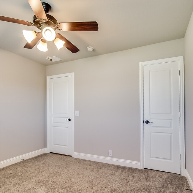 Building Photo - 9105 Conroe Dr