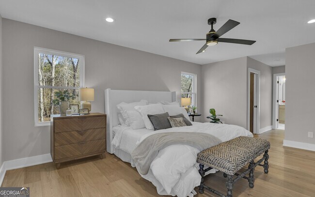 Building Photo - 459 Lester road