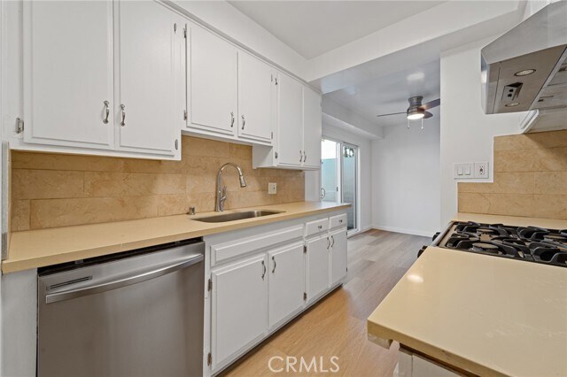 Building Photo - 7961 Willis Ave