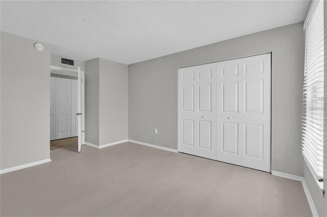 Building Photo - 514 Orange Dr