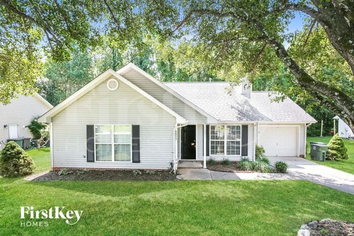 Primary Photo - 6877 Ironwood Cir