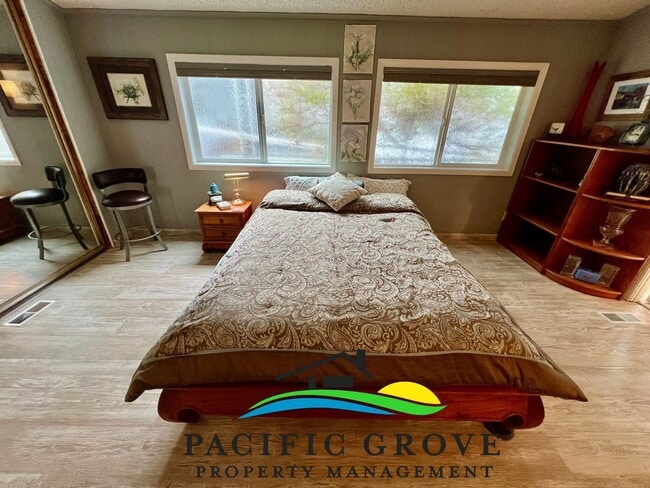 Building Photo - Lovely 2 bed 2 bath for Pro Am Available February 01, 2026!!