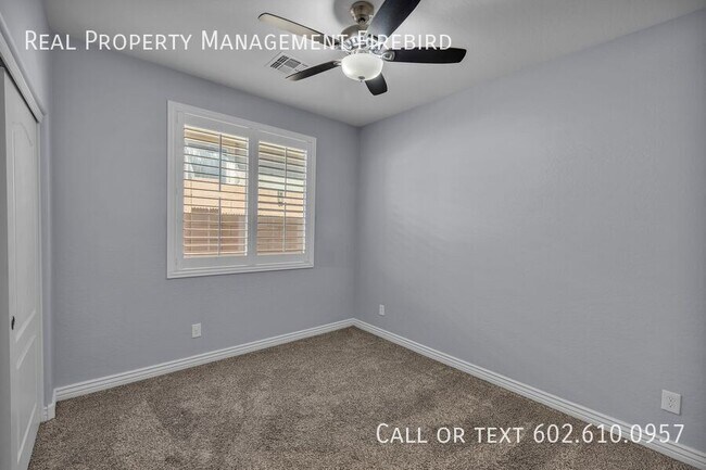 Building Photo - 30817 N 25th Dr