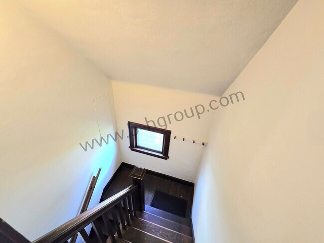 Building Photo - 4529 18th Ave