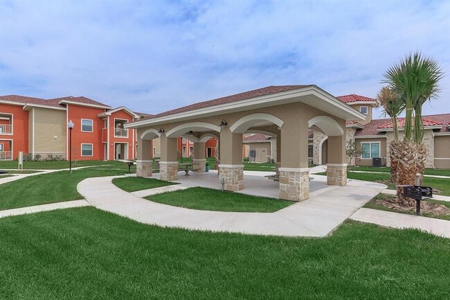Building Photo - 315 Butterfly Garden Dr
