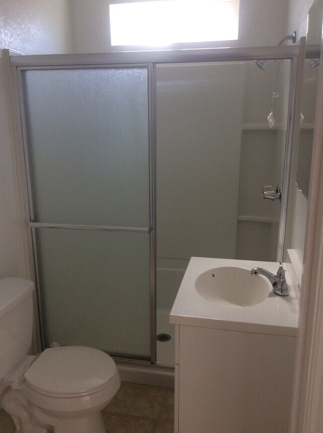 Building Photo - 1601-1615 4TH & 331 EYE ST.