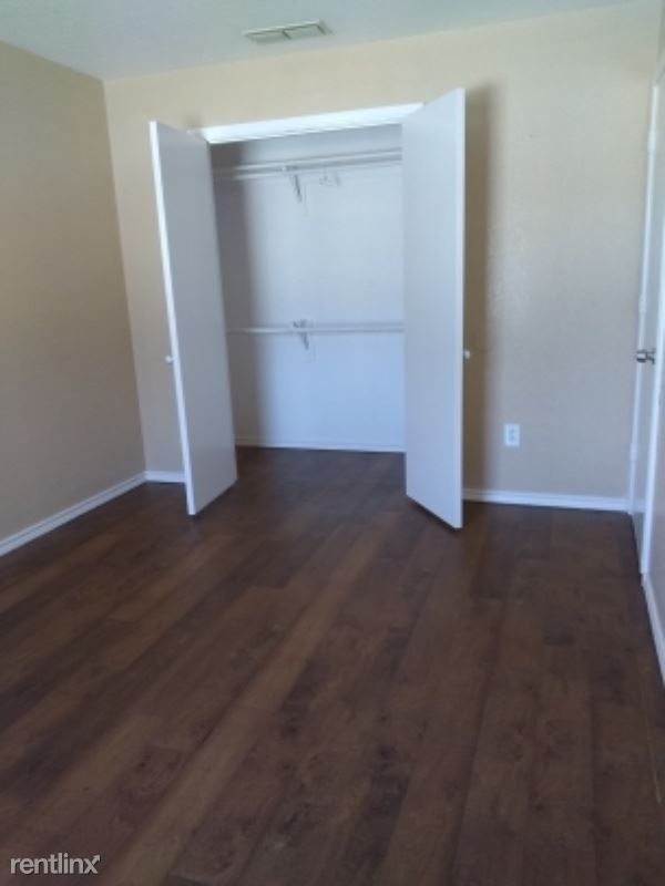 300 Shady Grove Dr 300 Shady Grove Dr Granbury TX 76049 Apartment