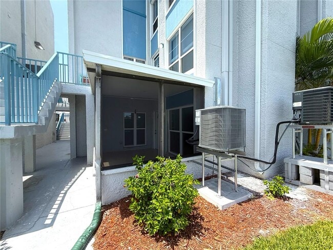 Building Photo - 179 Medallion Blvd