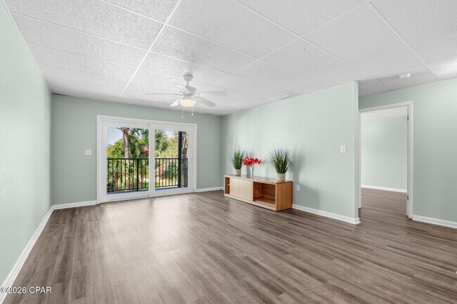 Building Photo - 316 Cherry St