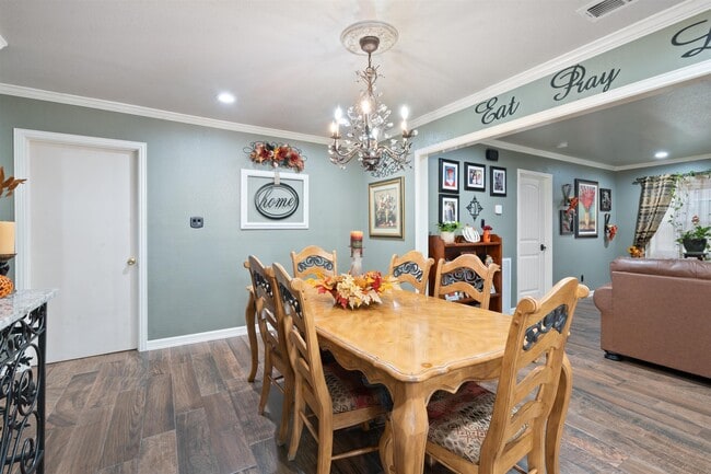 Building Photo - 115 Gyna Dr