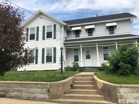 Building Photo - 225 S 5th St