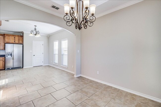 Building Photo - 5810 Aava Dr