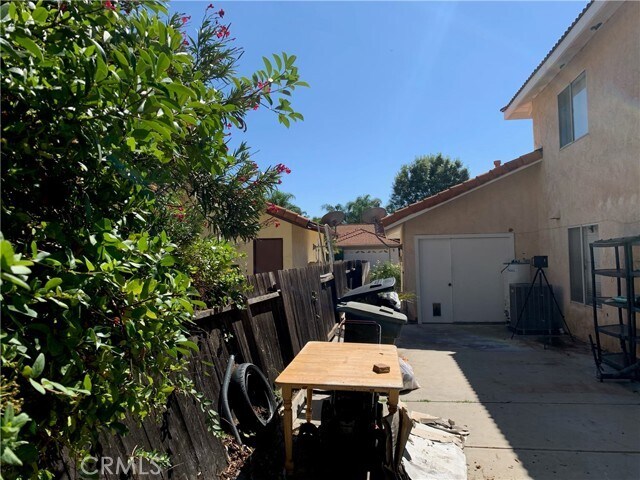 Building Photo - 29738 Vail Brook Dr
