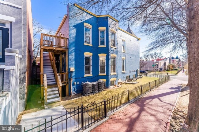 Building Photo - 165 U St NW