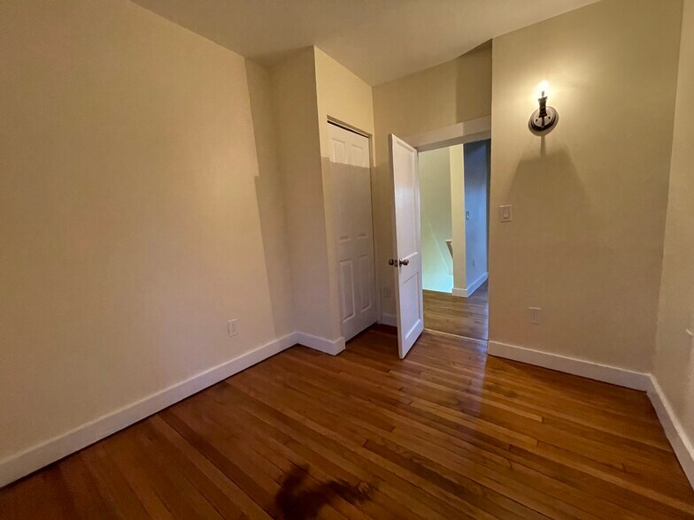 Bedroom 1 - 3 Boswell Ave