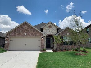 Building Photo - 2103 Swanmore Way